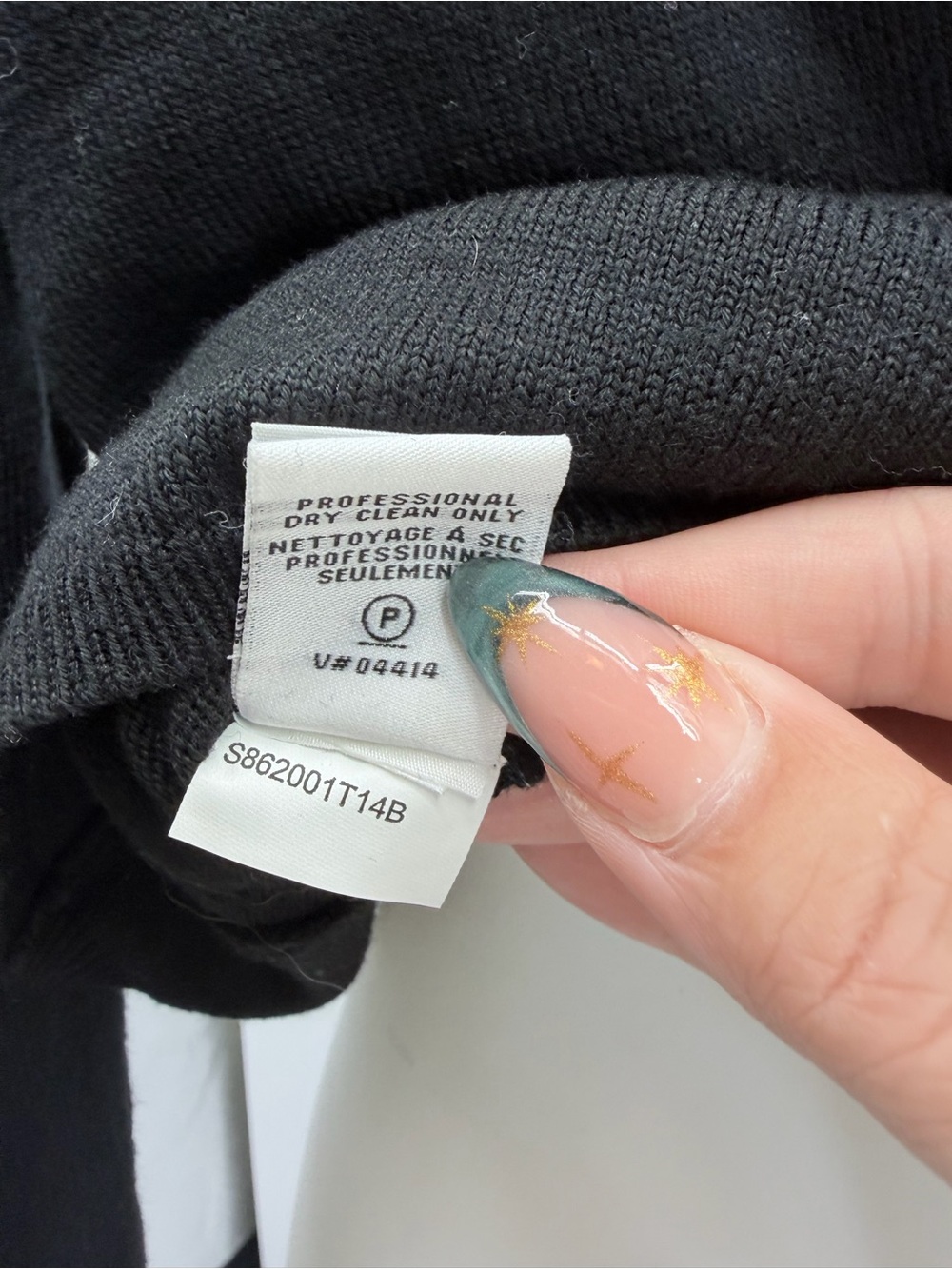 DIANE VON FURSTENBERG Black Wool Ballerina Wrap Sweater Small - Picture 10 of 10